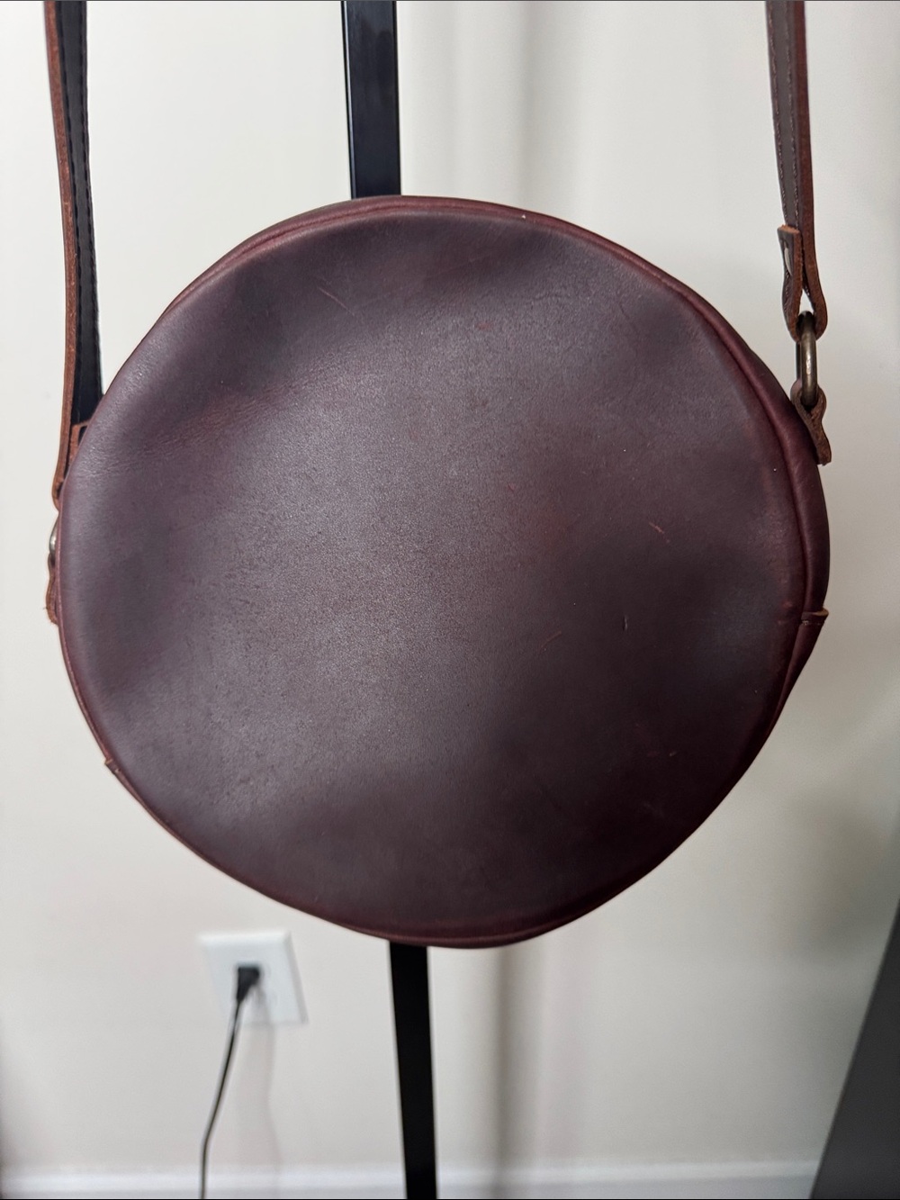 Portland Leather Round Crossbody Bag in Dark Brown - Picture 4 of 11